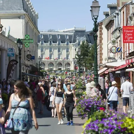 Daire 2 Pieces A 500 M Des Plages Et Du Centre