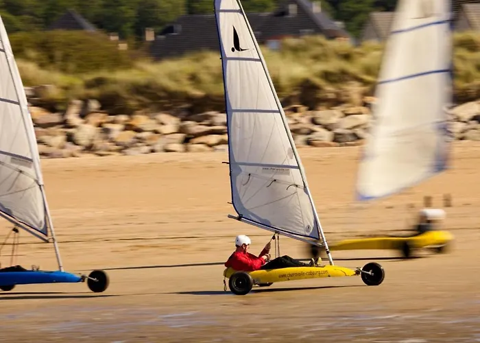 2 Pièces à 500 M Des Plages Et Du Centre *