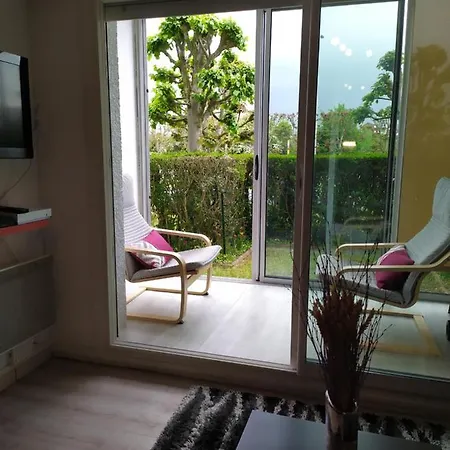 2 Pieces A 500 M Des Plages Et Du Centre Апартаменты *