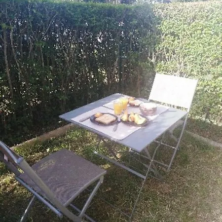 דירה 2 Pieces A 500 M Des Plages Et Du Centre